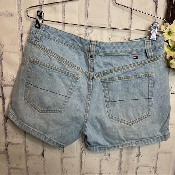 Tommy Hilfiger Jeans Vintage denim shorts Flag Patch Size 8 - Picture 2 of 7